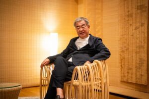 隈研吾氏写真